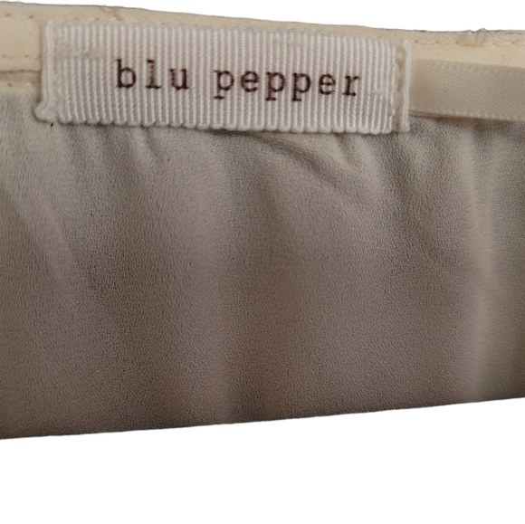 Sheer Lace Blouse - Picture 6 of 10